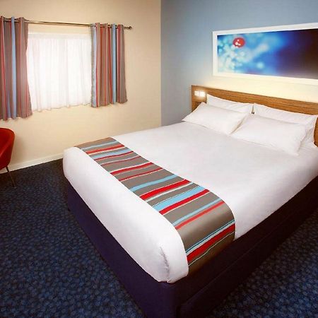 Travelodge Cardiff M4 Exterior foto