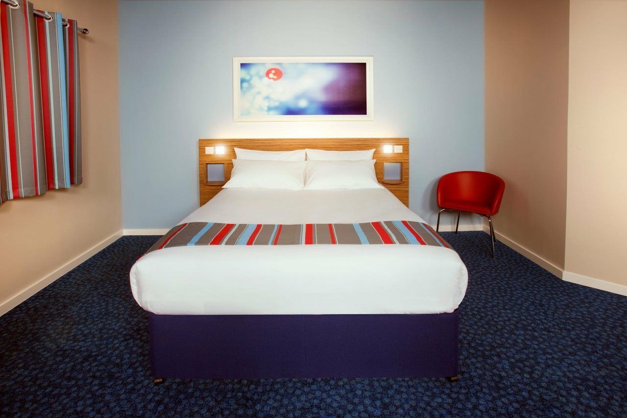 Travelodge Cardiff M4 Exterior foto